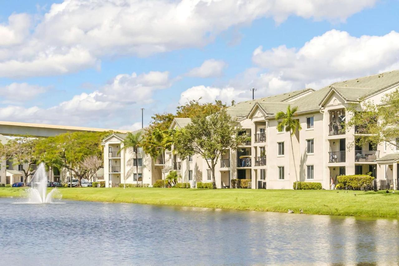 Stunning Centrally Located Apartments At New River Cove In South Florida Fort Lauderdale Luaran gambar
